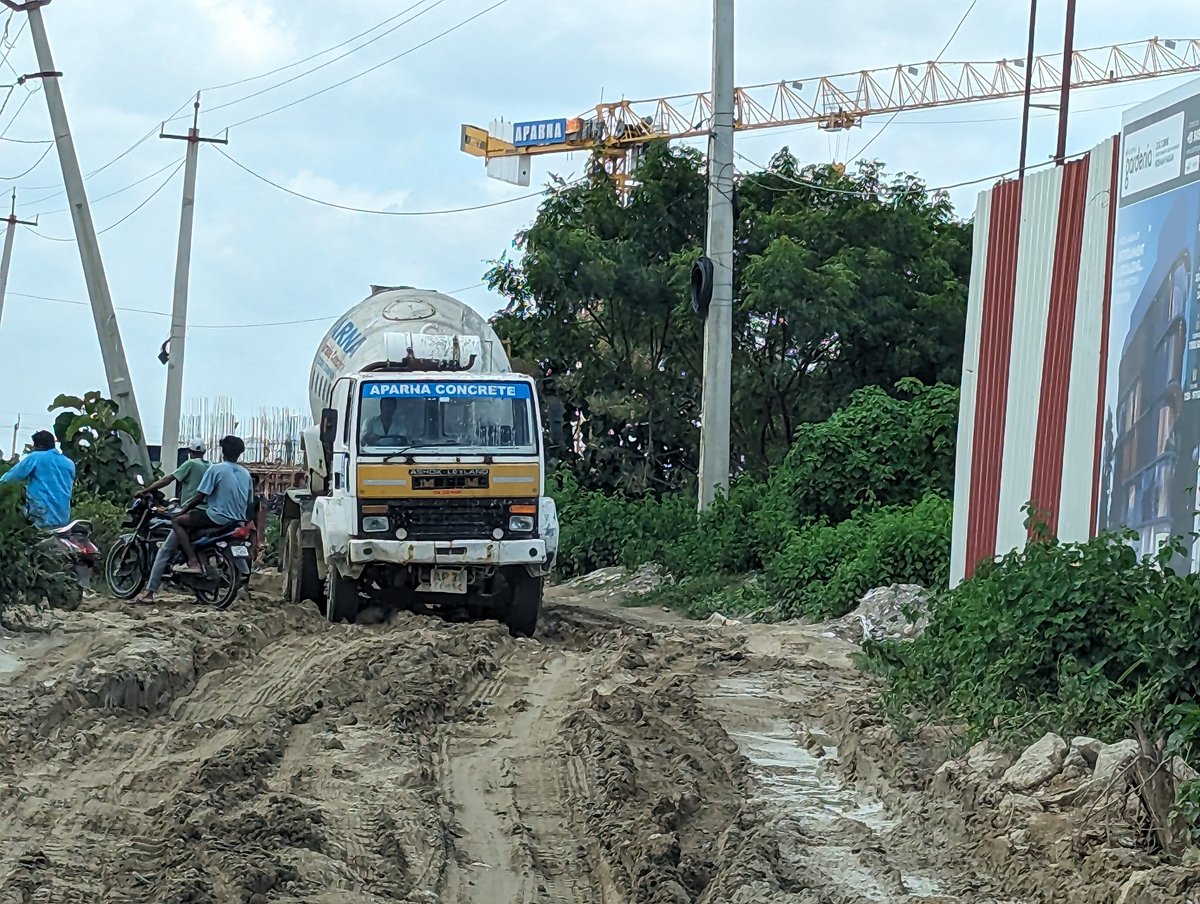 nitunarula's tweet photo. @AparnaGroup Your RMC/Concrete Trucks are breaking and spoiling the Link Road 152 in Tellapur completely. @mctellapur for your immediate attention. It has become dangerous to go in and out of this area. School buses, cabs and deliveries are not able to come.  Please address this https://t.co/4yDJU9gvqM
