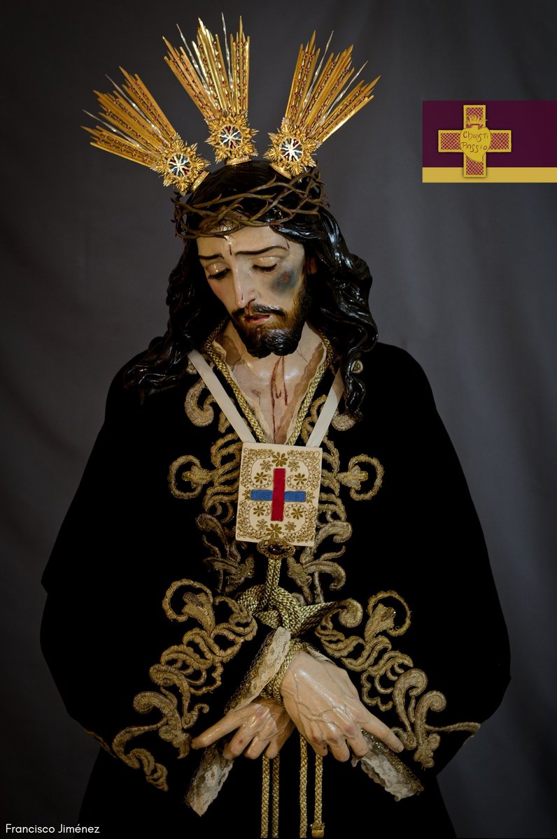 RescateGranada's tweet photo. #OFICIAL - Primeras imágenes de Jesús del Rescate tras el proceso de #restauración al que ha sido sometido durante los últimos cuatro meses, a cargo de D. Jose Enrique Parro.

#vuÉLve 
#TodosSomosRescate
#ChristiPassio
#GloriaTibiTrinitas https://t.co/cwFTHmAVLS