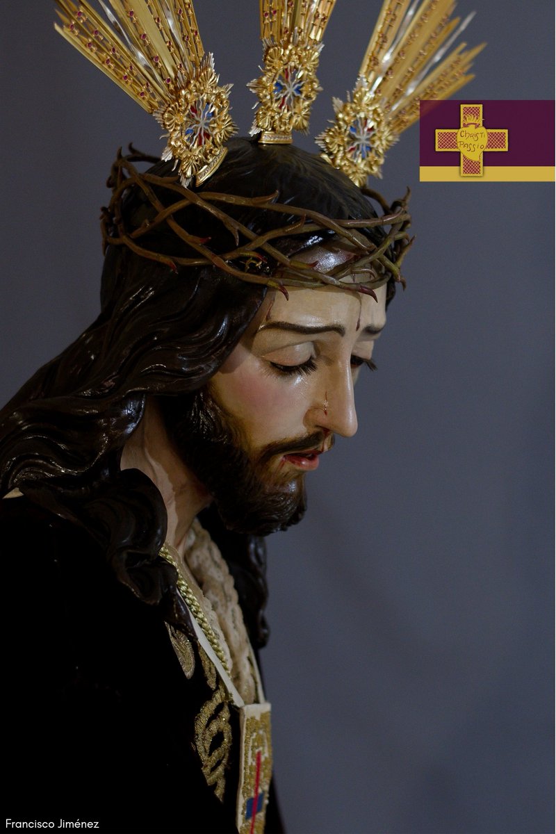 RescateGranada's tweet photo. #OFICIAL - Primeras imágenes de Jesús del Rescate tras el proceso de #restauración al que ha sido sometido durante los últimos cuatro meses, a cargo de D. Jose Enrique Parro.

#vuÉLve 
#TodosSomosRescate
#ChristiPassio
#GloriaTibiTrinitas https://t.co/cwFTHmAVLS