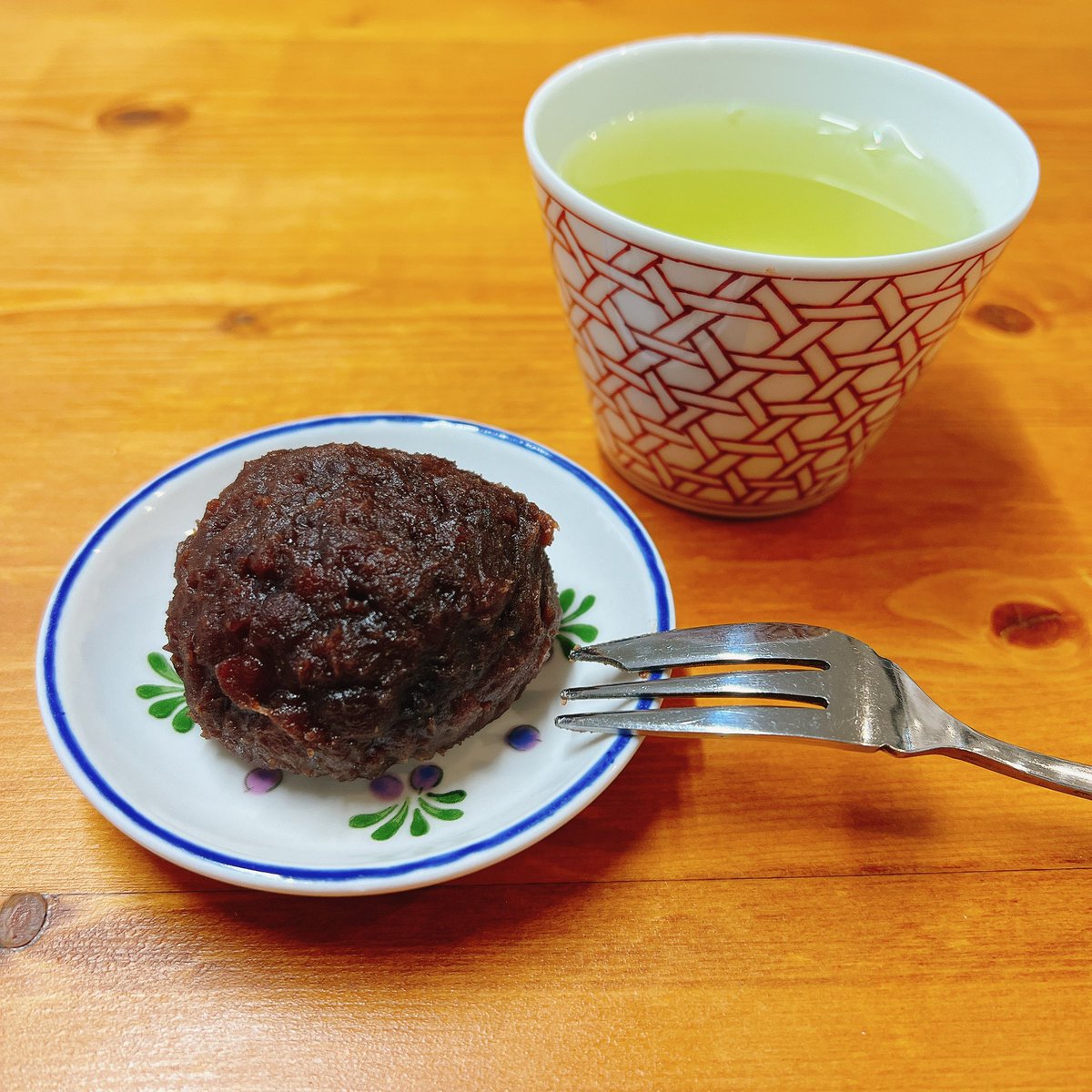 tea_kyoko's tweet photo. 昨日おはぎ作った👩‍🍳
「道明寺」って桜餅の種類だと思ってたけど食品名らしい( ˙▿˙　)ﾍｪｰ https://t.co/ILNtzpCRTx
