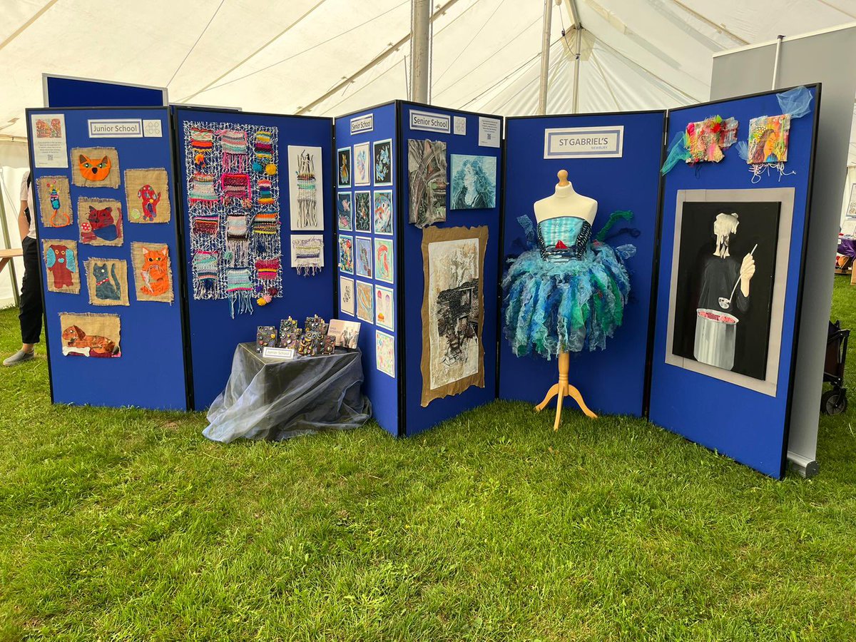 StGabsJuniors's tweet photo. Come and see our beautiful St Gabriel’s Art stand at the Educational tent today at Newbury Show. Some fantastic examples if Y3 and Y4 Ceramics and Textiles work. #NewburyShow #NewburyCountyShow #JuniorArt #Textiles #Ceramics @StGabrielsNews @StGabrielsArt #JuniorArtTeacher https://t.co/zLtY0qJRvL