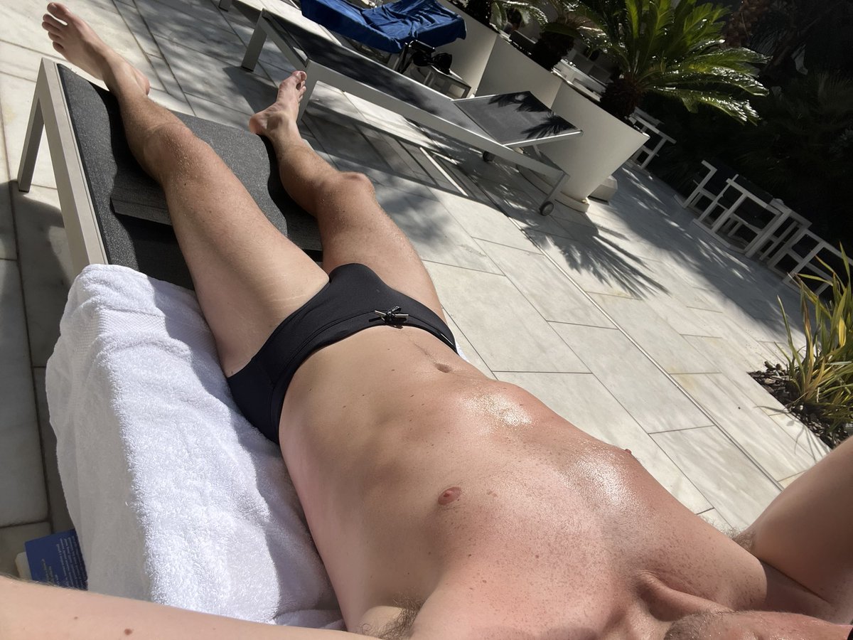 jack142021's tweet photo. Barcelona last weekend 👀😁 https://t.co/xNx6jvpZTt