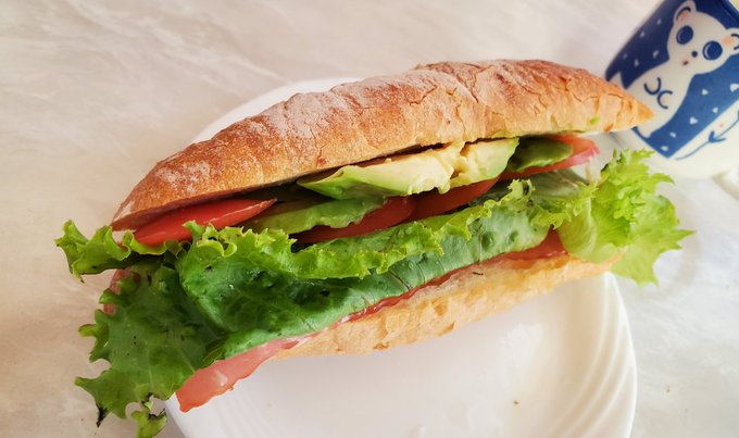 昼に食べたサンドイッチ 