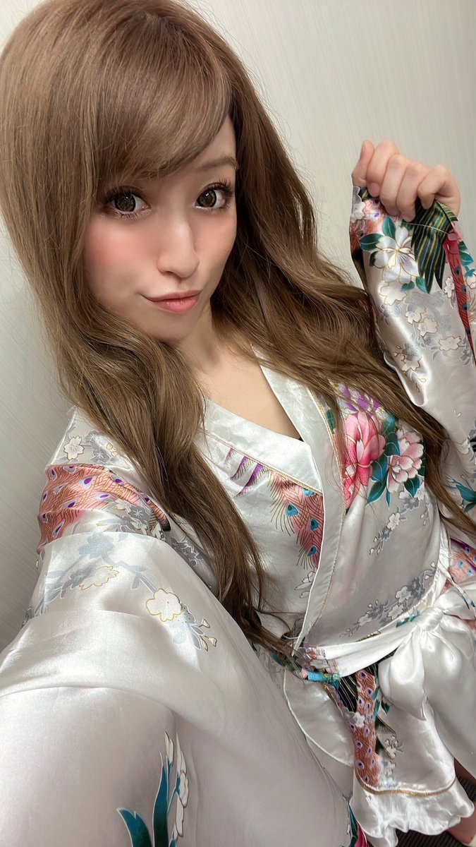 moemin315's tweet photo. 今日は泉大津市のパチンコ店に来ました🎰✨

嬉し過ぎる差し入れ💗🥹
ありがとうございました🍰❤️

#イベントコンパニオン
#キャンギャル https://t.co/Jd9nWcXmIM