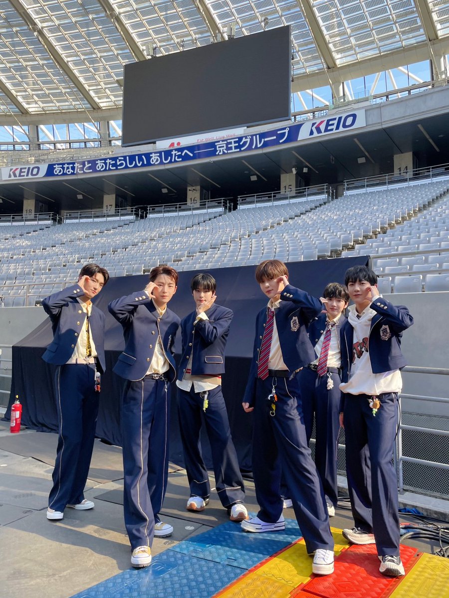 NCT_OFFICIAL_JP's tweet photo. NCT NEW TEAM(仮)🏟スタジアムでの応援ありがとうございました！

10月8日～スタートするNCT Universe : LASTART PRE-DEBUT TOURも準備中⚾

ぜひチェックしてみてくださいね🙌

✅https://t.co/3KjqM4a311

#NCTUniverse #NCTUniverse_LASTART
#LASTART #NCTNEWTEAM
#NCT #NCT_NATION https://t.co/3JwGtOvfzN