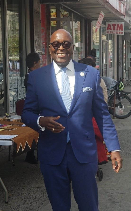 AlvinPonder's tweet photo. Yesterday, @TheRevAl Sharpton explained that after the Supreme Court gutted affirmative action, war has been declared war on diversity, equity and inclusion (DEI).    We need to respond to the war call!
#NationalActionNetwork 
#NANSaturdayActionRally 
#MOW60 https://t.co/JxXux6qV59