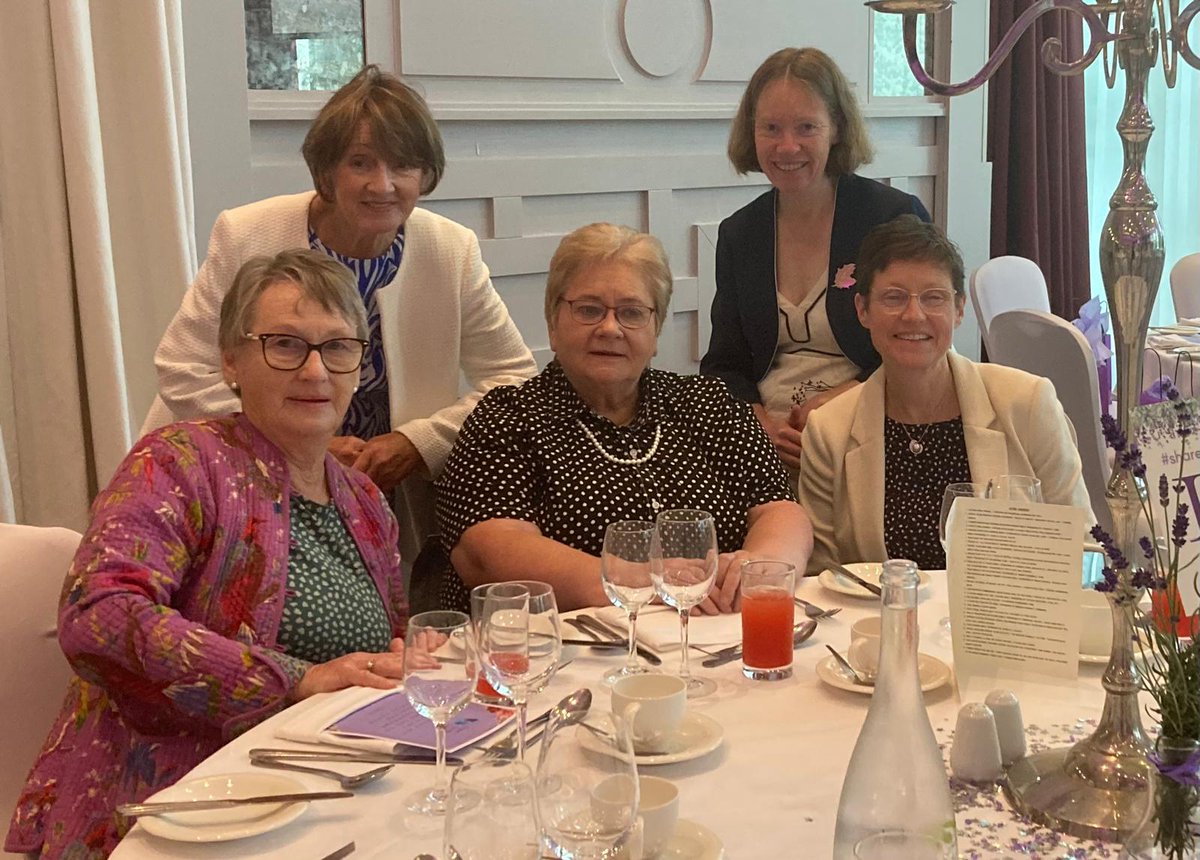 #sharethedream at the Down Syndrome Cork Ladies lunch with the lovely Holly sisters Mary (mum) Margaret and Anne and my own sister Margaret.  Delighted to be supporting <a href="/DSCork/">Down Syndrome Cork</a> and <a href="/good_2grow/">Field of Dreams Cork</a> Field of Dreams.  What a gorgeous atmosphere here 💜