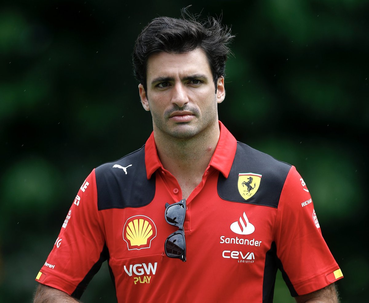 ElReyGuiri's tweet photo. DON CARLOS SAINZ VÁZQUEZ DE CASTRO

ESE ES EL TWEET

CARRERÓN ABSOLUTO https://t.co/dd2OsRkwnL