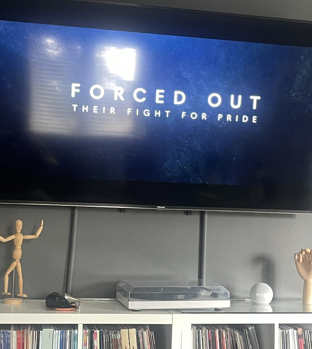 HM071977's tweet photo. What An Absolutely, Amazing, Heart Moving &amp; Enlightening Docu Film. 👌👏👏👏👏🏳️‍🌈🏳️‍🌈🏳️‍🌈🏳️‍🌈🥲🥲🥲🥲🥰🥰 #forcedout #pride #LGBTIQ https://t.co/vmN3uNrLlO