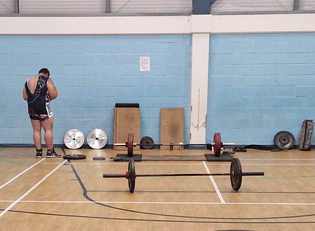 GWCbarwell's tweet photo. Our Hall of Friendship is truly multi-purpose.
Yesterday it played host to a children's party, today it's the scene of weightlifting! 💪 
If you'd like to hire it for your next event or occasion, please call 01455 847410. Thanks.
#Barwell https://t.co/U41tSyutHz