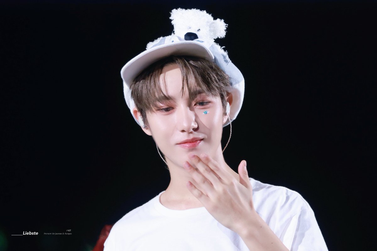 _____Liebste tweet media