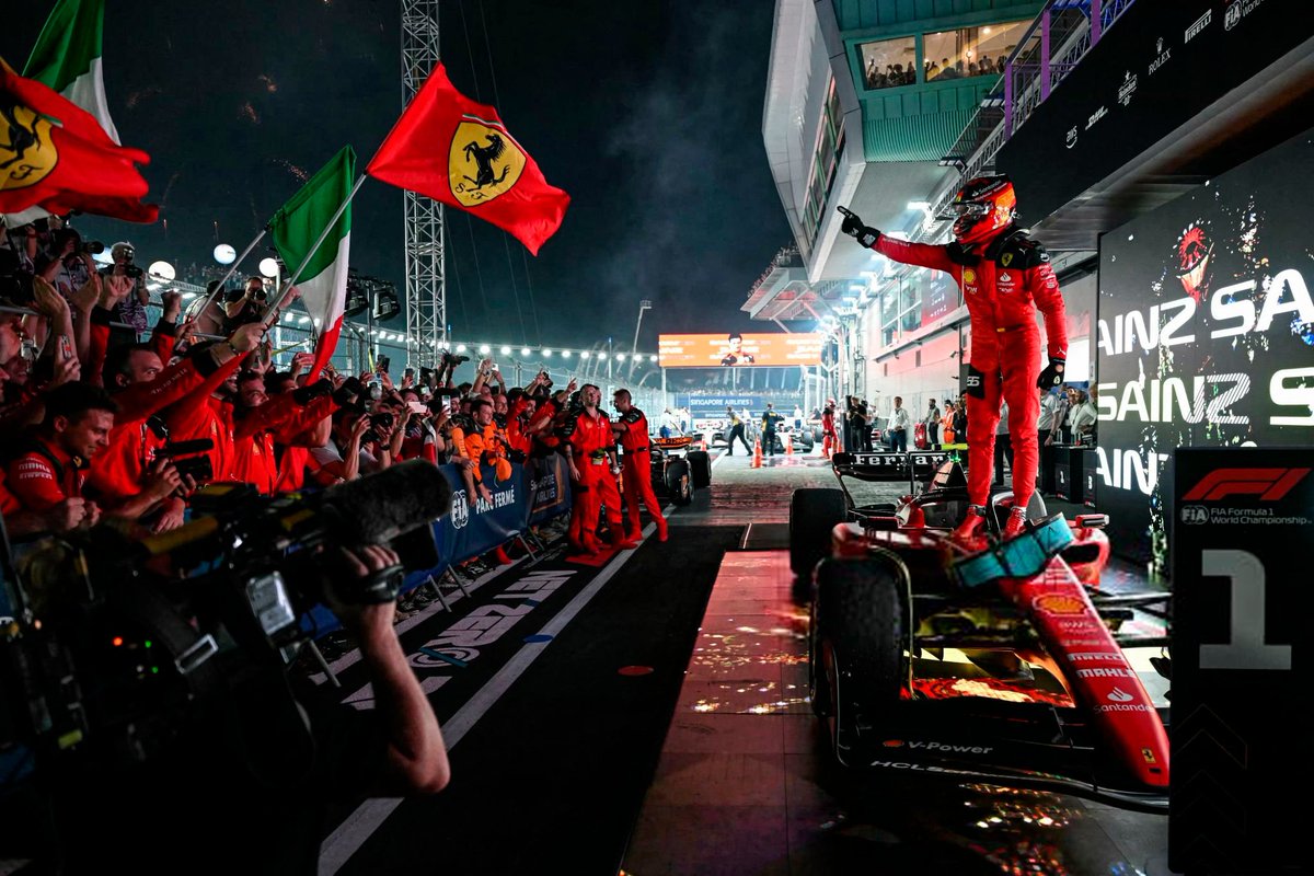 🌶️ DON CARLOS SAINZ VÁZQUEZ DE CASTRO 🌶️

#F1 #SingaporeGP 🇸🇬