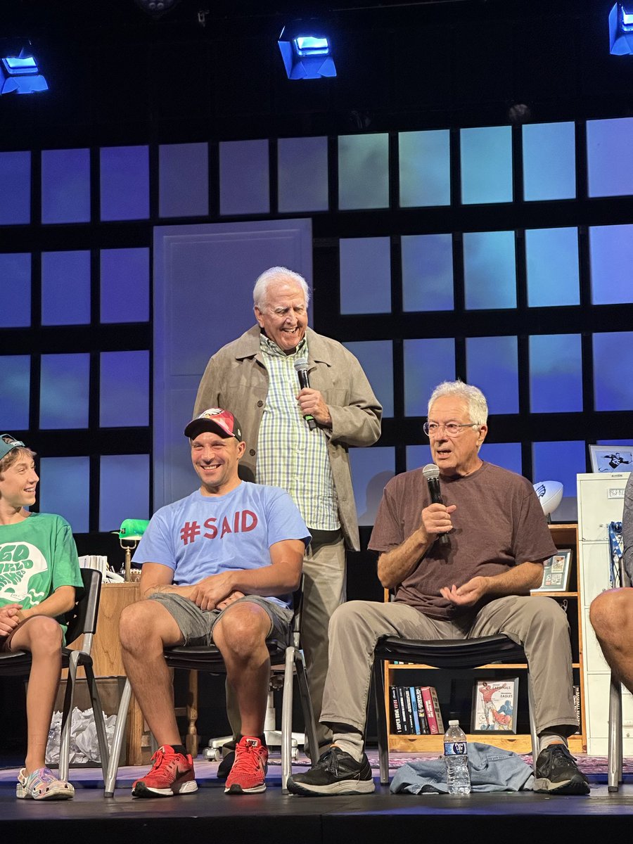 Had a great time last night pinch hitting for my friend Ray Didinger at a fabulous performance of Tommy and Me @uptownwc. As I said at the start of Q&A, “It’s like pinch hitting for Babe Ruth.”