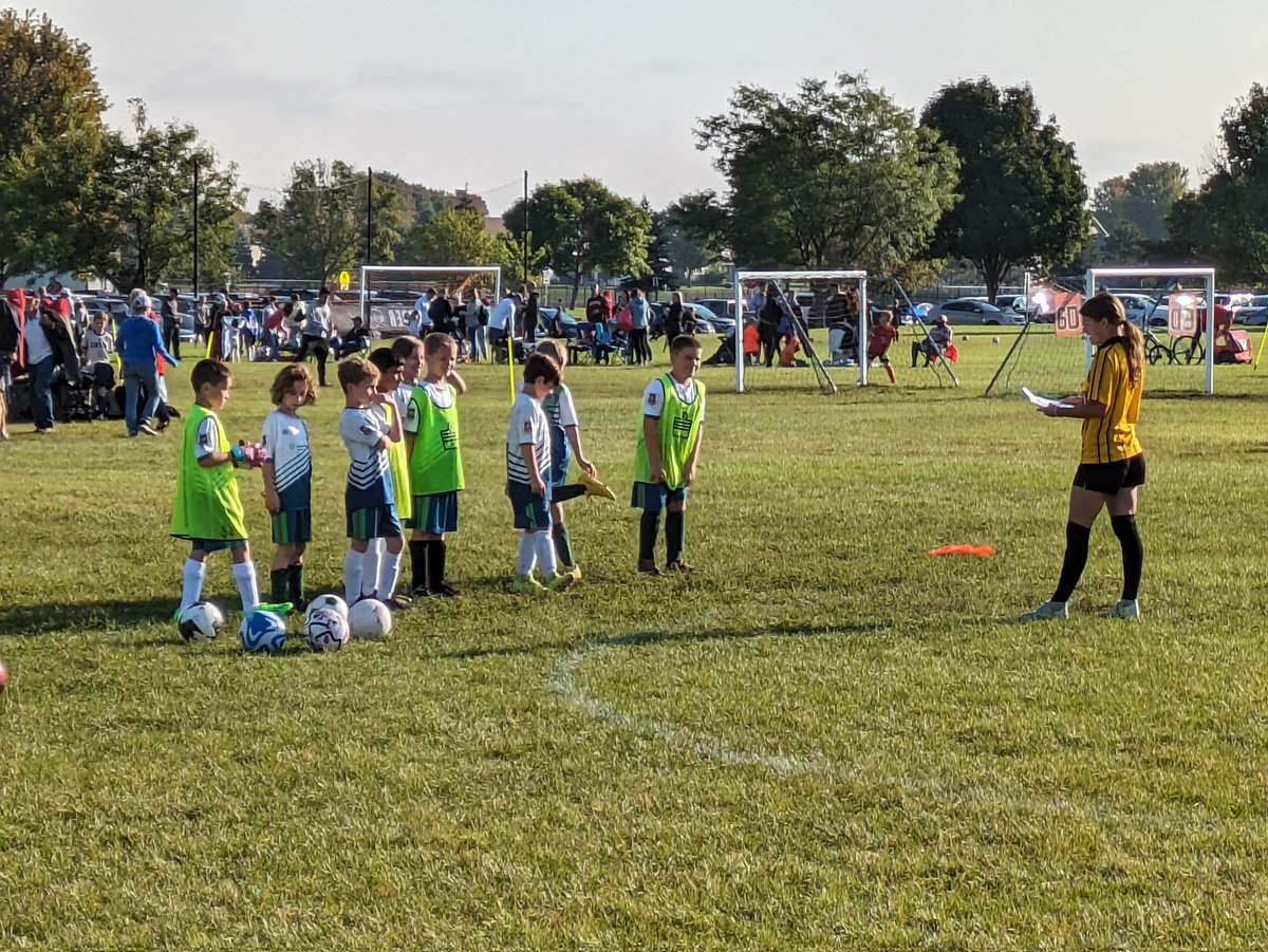 First ever game officiating. U10 boys ⚽
#ShakopeeCup #nervous #excited