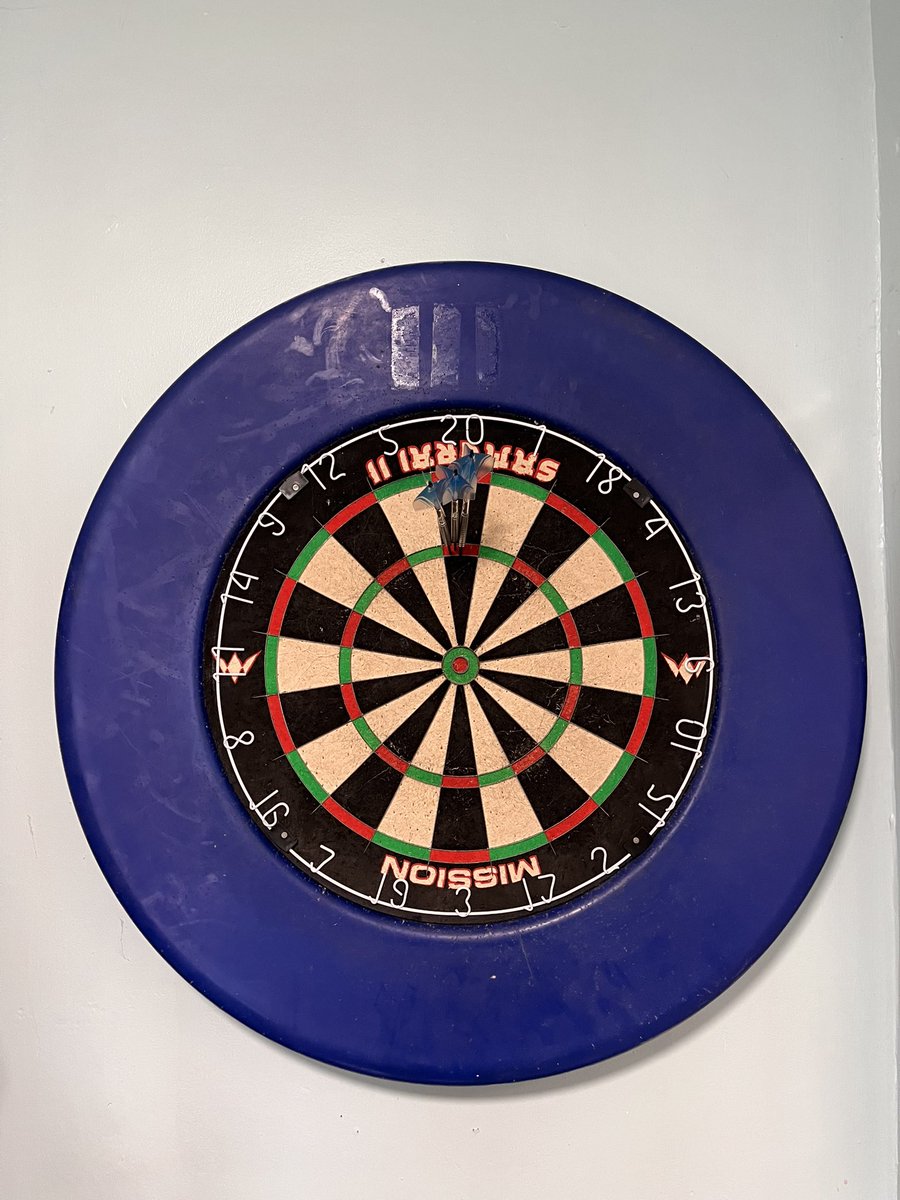 Time for a World Cup practice! T - 1Week! #wdfworldcup #englanddarts 🏴󠁧󠁢󠁥󠁮󠁧󠁿🏴󠁧󠁢󠁥󠁮󠁧󠁿