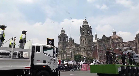 trucker_la's tweet photo. #16DeSeptiembre
Este año @FotonMexico participó en el #DesfileCivicoMilitar2023 con el modelo #Auman #ESTM que cumple funciones de rescate en colaboración con la @GN_MEXICO_
Fotos cortesía de @irsotor https://t.co/W4T4EtMgKw
