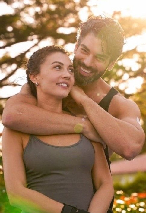 Mahnoor04417745's tweet photo. Don't just give them up. @FOXTurkiye #RuhunDuymaz #RuhunDuymazOnNetflix #RuhunDuymazFinalYok https://t.co/rapAz97uqO