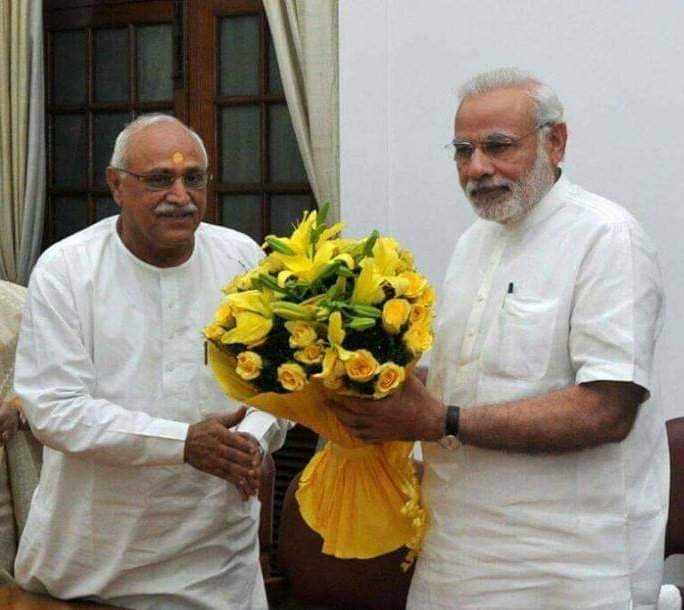 विश्व में भारत,भारतीयता को सर्वोपरि शिखर पर ले जाने वाले वर्तमान देश मे नही दुनिया सर्वोच्च लोकप्रियता विश्वसनीयता प्राप्त करने वाले।सर्वमान्य नेता भारत के यशस्वी प्रधानमंत्री आदरणीय श्री <a href="/narendramodi/">Narendra Modi</a>जी को जन्म दिवस की अनंत शुभकामनाएं💐ढेरों बधाइयाँ स्वस्थ रहें दीर्घायु हो 💐
