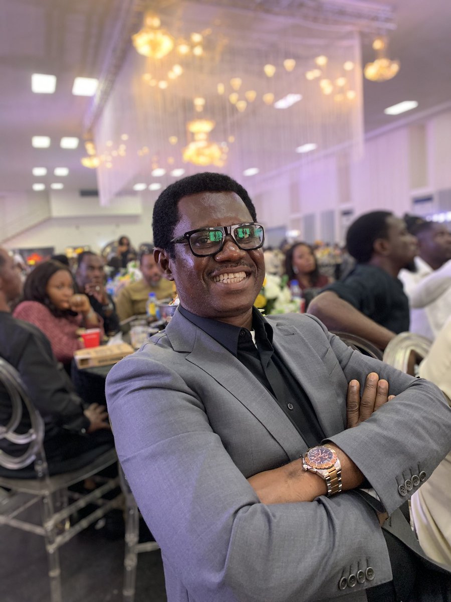MarketingEdgeM's tweet photo. Live at Marketing Edge Annual Awards of Excellence 🏆🏆🏆We told our marketing and advertising juggernauts to smile and yes they did!🤭😁 @GLGcomms @AsterIml Dozie Mbanefo, Omawumi Ogbe, Tolulope Medebem, Olubunmi Oke🏆🏆🏆👩🏾‍💻 https://t.co/J3dqaIutrz