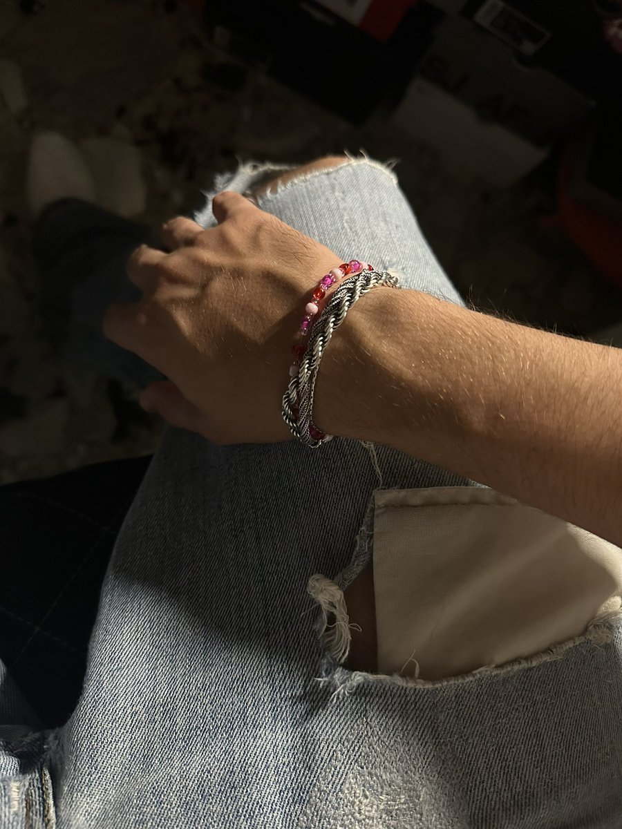 matteogregorace's tweet photo. Pink is my fav https://t.co/PFKZtk81er