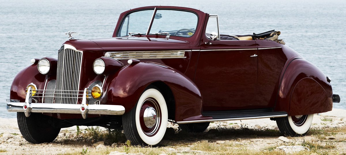 UltimativCars's tweet photo. (Background knowledge)

The #Packard #OneTwenty (1935-37 &amp; '39-41) was made in a total of 175.027 units (w/ different bodies):

35: 7.001, 36: 55.042 &amp; 37: 50.100 u.
39: 17.647, 40: 28.137 &amp; 41: 17.100 u.

And bc, it's still happening:
the ONE TWENTY is NOT a "Twelve" or "120~"!! https://t.co/ulsRMQzkUp