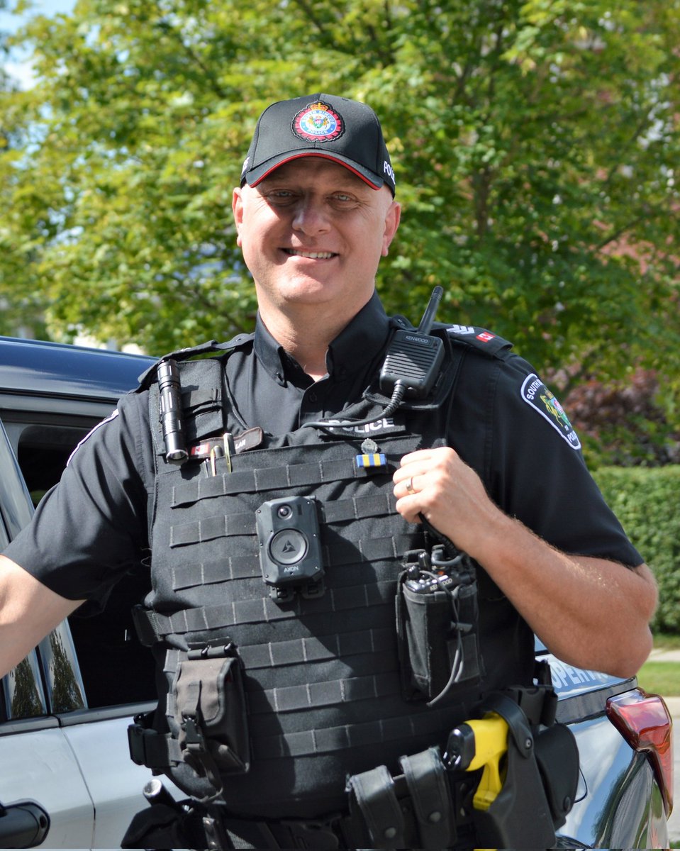 SouthSimcoePS's tweet photo. Good morning @townofinnisfil and @TownofBWG! From our family to yours, have a safe, fantastic Sunday.
#Community #SSPSFamily #OnDutyForYou https://t.co/nXjMRF40b1