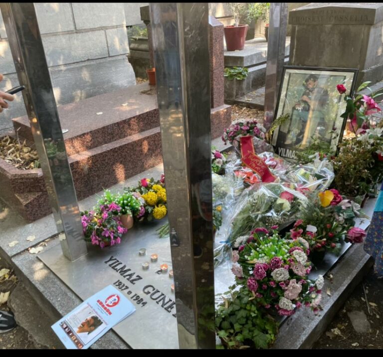 PARİS’TE YILMAZ GÜNEY ANILDI- Engin Erkiner avrupasurgunleri.com/?p=8309