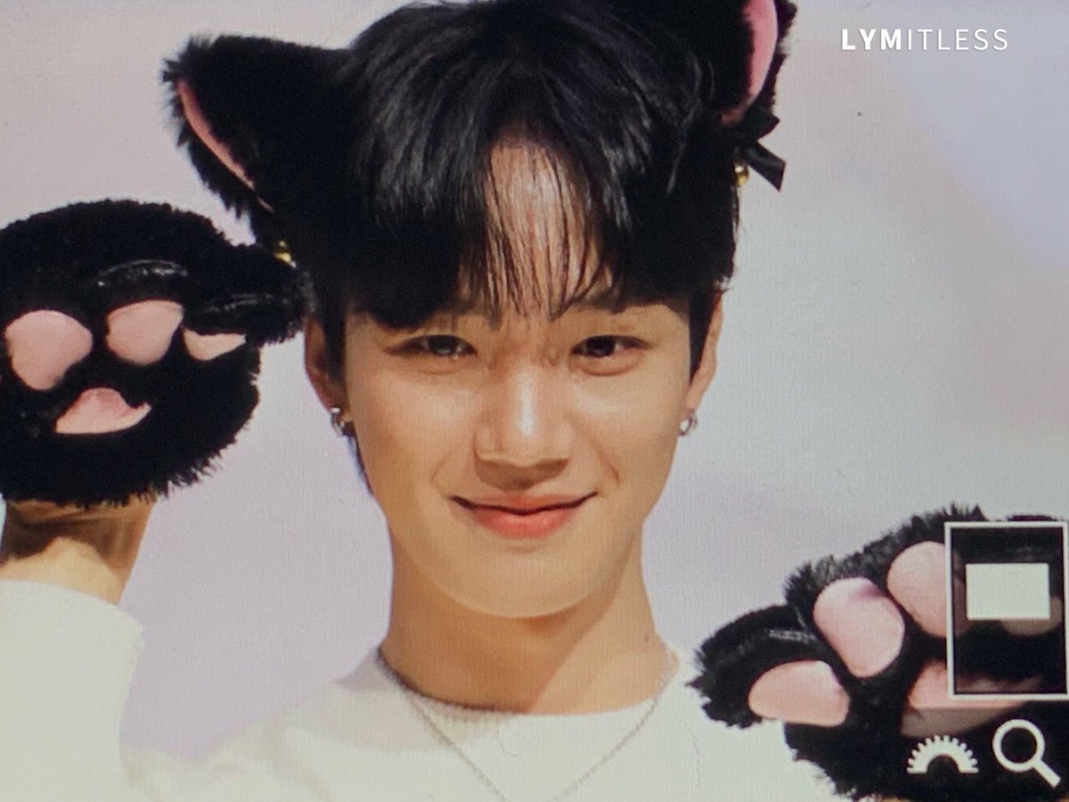 _lymitless's tweet image. 230917 동그란 고영이도 고영이다🖤 #임영민 #영민 #LIMYOUNGMIN #YOUNGMIN