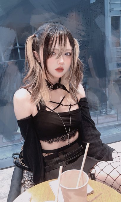 コスプレイヤー絲のTwitter画像14