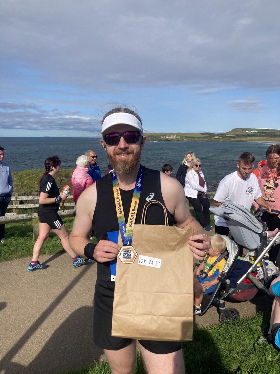 Run21Blog's tweet image. Absolutely over the moon to place third in the men’s 10km at yesterday’s Causeway Coast 10km. Superb event as with last year. Thank you @26Extreme and Lucy for such a great event. Loved it.