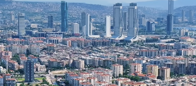 izmirgibiyiz's tweet photo. İzmir'de yaşamanın aylık maliyeti, 30 bin lira oldu.