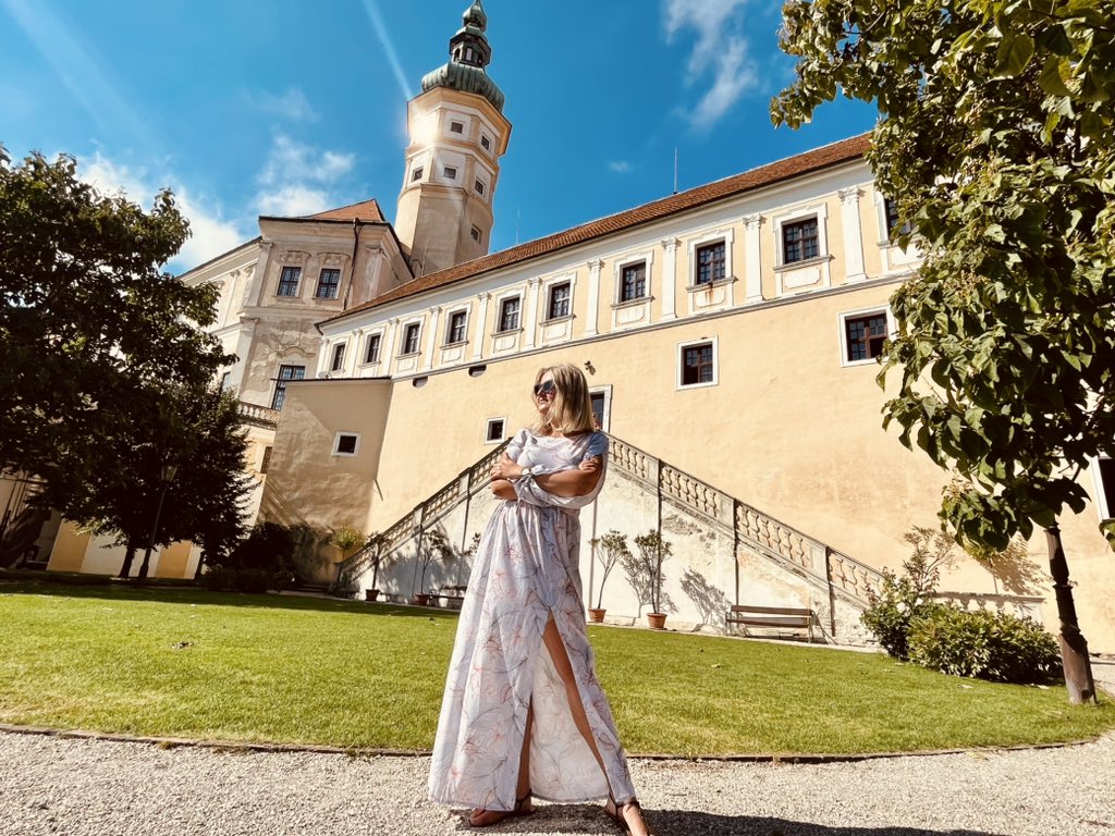 Princess_Olaf's tweet image. Last quick stop before home - #Mikulov! 🇨🇿
#TimeToGoHome