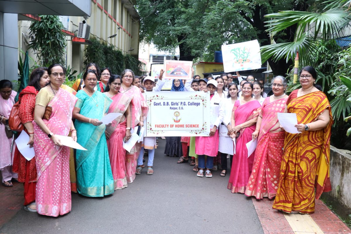 fssaiindia's tweet photo. #NetProFan Chhattisgarh |Exciting events galore! Millet Walkathon, Poster Competition, Community Outreach, Recipe Contest and an insightful guest lecture - organised by Hemchand Yadav University (Durg, Bhilai, Raipur) and Govt DB Girls College (Raipur).
@NetProFan
@MoHFW_INDIA https://t.co/XXdlkr7XPM
