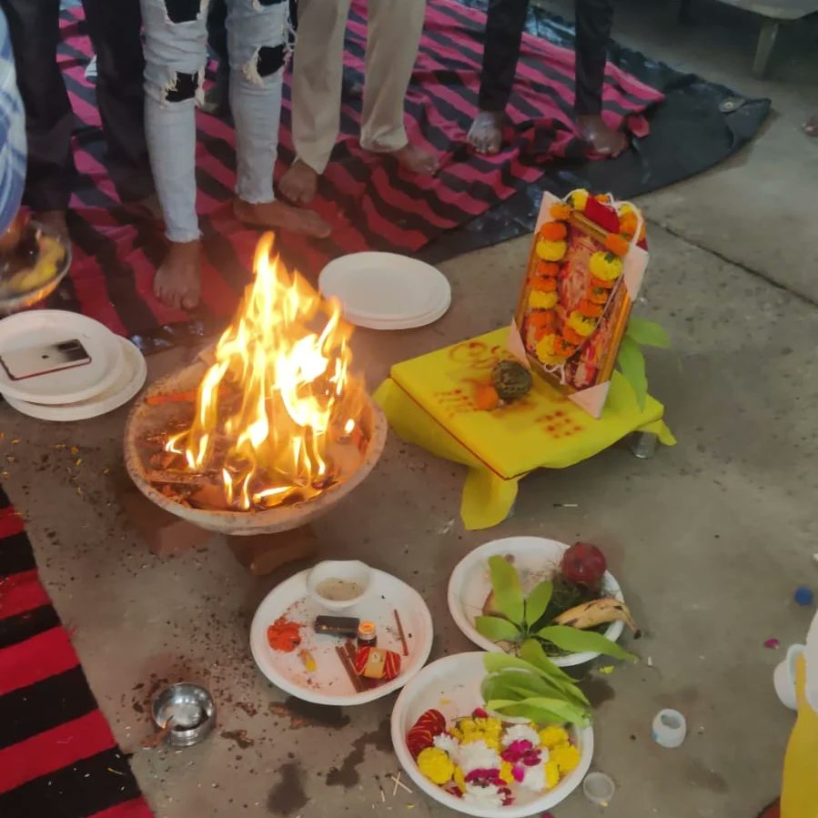Ecosure11's tweet photo. Glimpse of Vishwakarma  
Puja at Our Unit-I  Greater Noida  🙏🙏🙏

#HappyVishwakarmaPuja https://t.co/mylNK1GK35