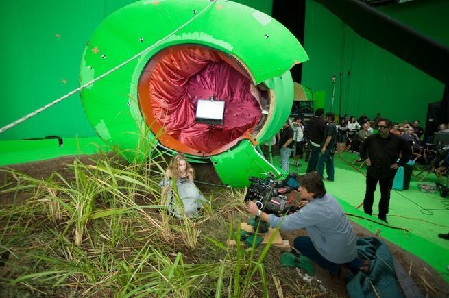 TimBurtonmoviegifts tweet media