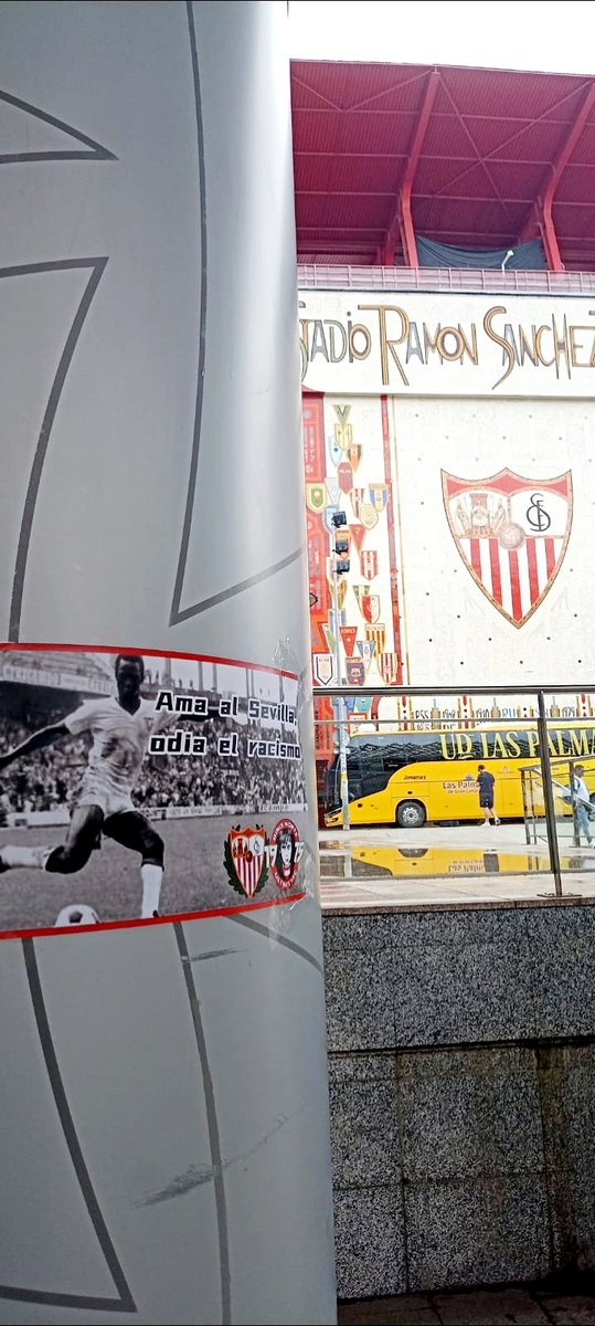 Ama al Sevilla, odia el racismo.