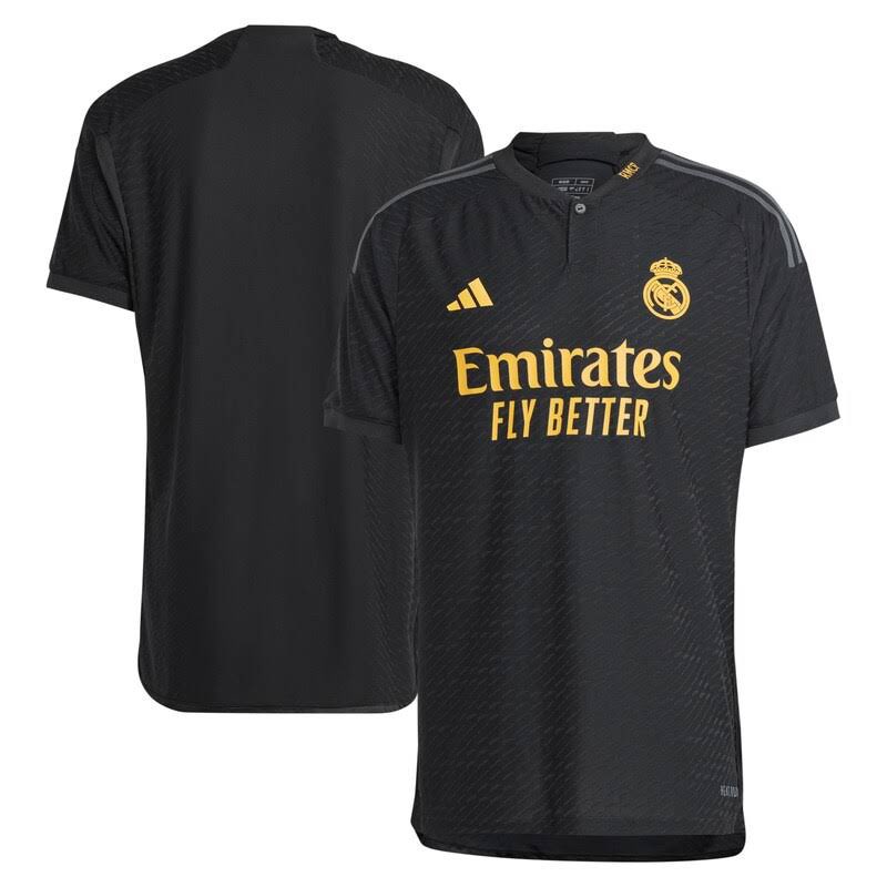 🚨 Si el Real Madrid le gana hoy a la Real Sociedad en el Bernabeu sorteo una camiseta entre todos los que deis like y me sigáis. Puedes elegir cualquiera de las 3 equipaciones 🚨 

Simple