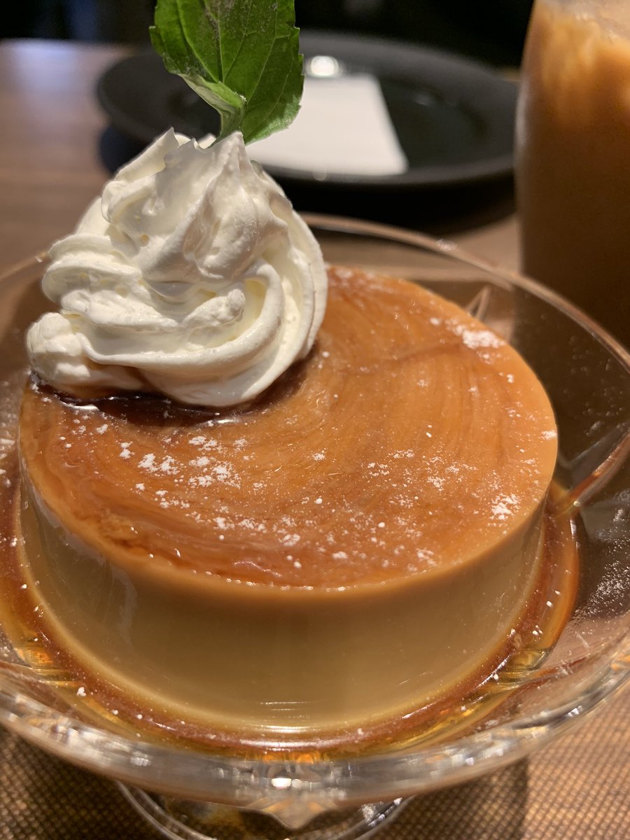 koiwazurawazu's tweet photo. pudding by #commoncafe
@千葉駅店
硬めでもちもちしてておいC〜💕 https://t.co/UyG2D6ib8a