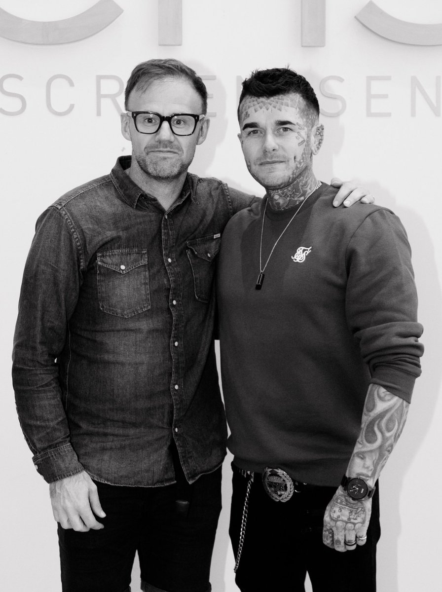 Director of KIN, Witness Number 3, Bulletproof & Silent Witness @tracksgoggins attending the @ODEONCinemas Premiere of @dublin_crust_movie 
Thank you for coming out and supporting Independent Irish film- Legend 

#dublincrustmovie 
@sure_look_productions 

Photo by @irishdesignco