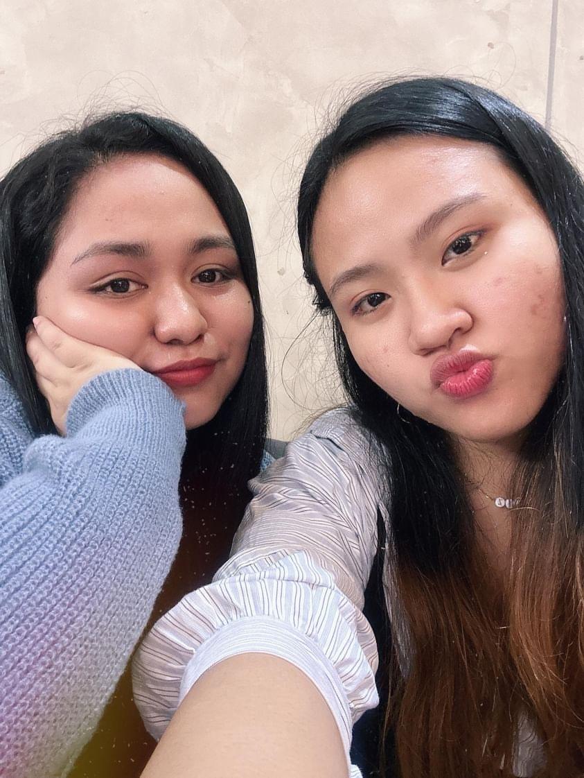 vangiebar's tweet photo. After 7 yrs nagkita tayo ulit! @yullimnida

Also thank you for organizing this cupsleeve event, much appreciated. 🥺♥️ @danmeihq 

#RSAfterTheReign https://t.co/RB7TOhrXm9