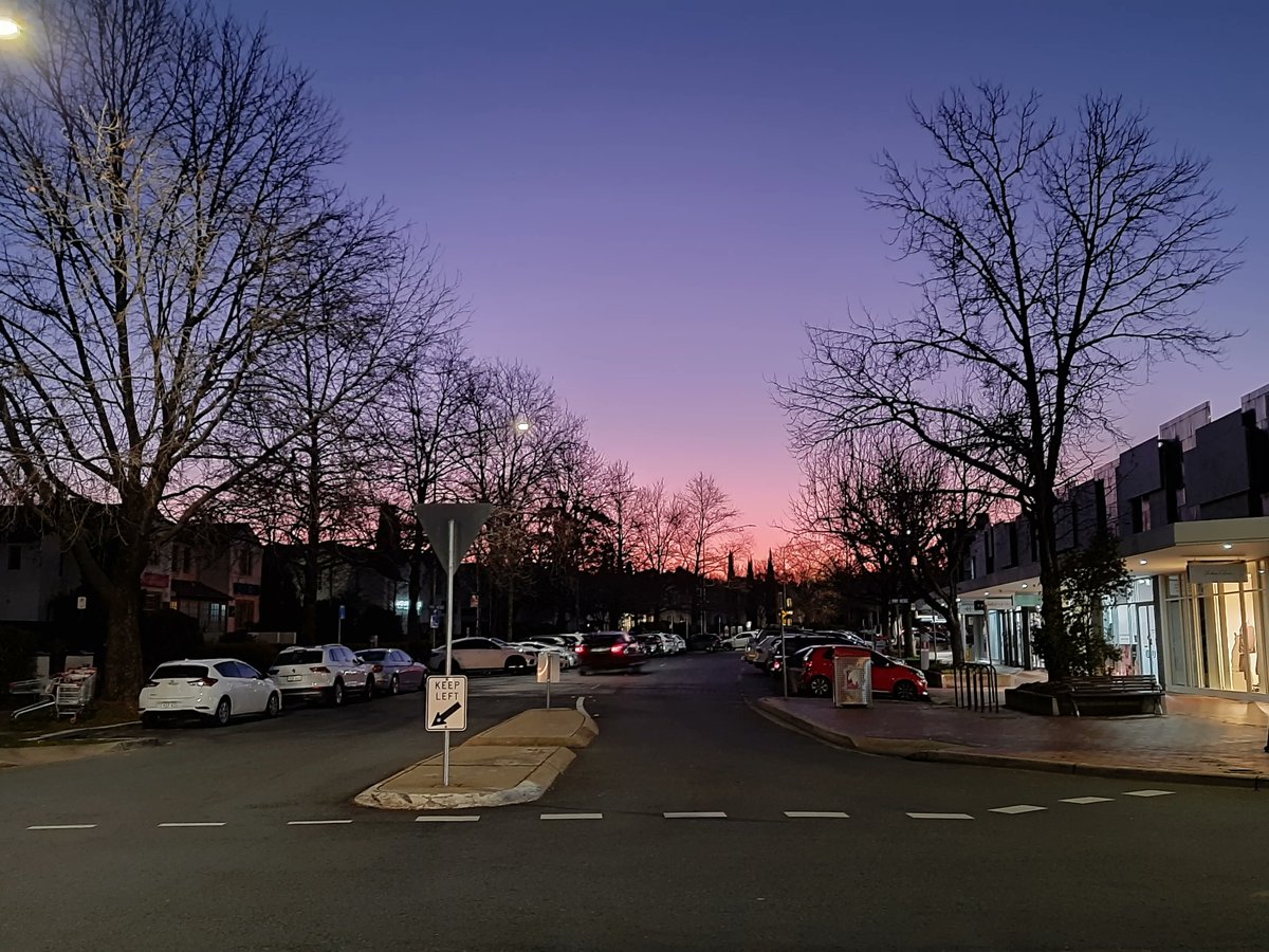 Feisha477494's tweet photo. Glorious Evening 
#Evening #UC_11937 #sky #nature #purple https://t.co/E6qZeTeJWY