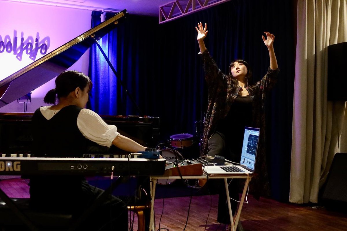 aether2011 tweet picture
