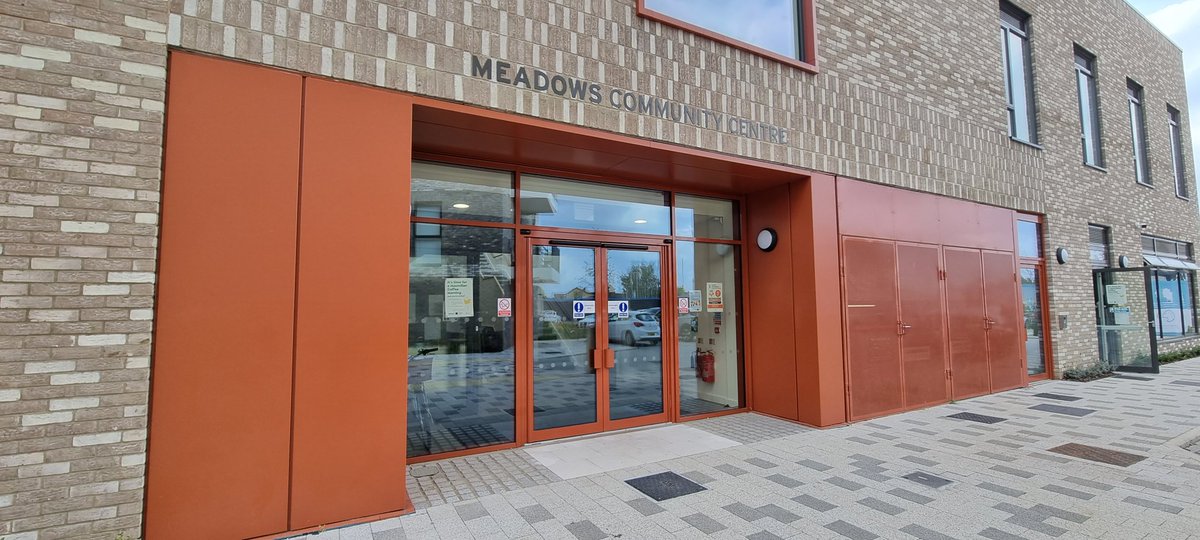 The North Cambridge Soup Kitchen is now open! 💚🧡 Join us for some delicious hot soup and bread at the Meadows Community Centre 🍲🍞 Come on in, we'll be here until 1.30pm.