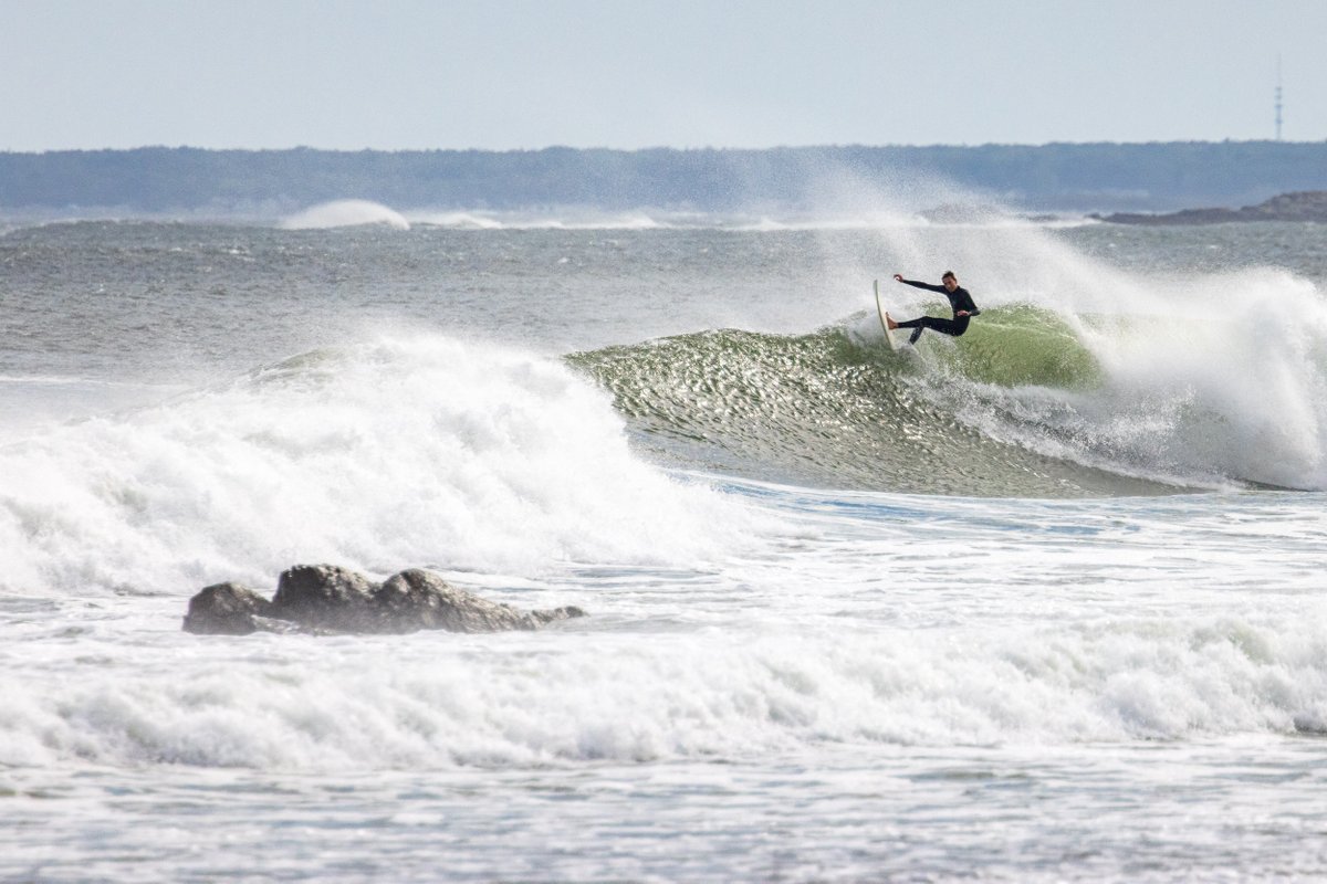 jwalter1337's tweet image. Yesterday's swell was one for the history books. #HurricaneLee #SurfME #MaineThing

@visitmaine @KeithCarson @JimCantore @CharlieWGME @surfline @ericfisher