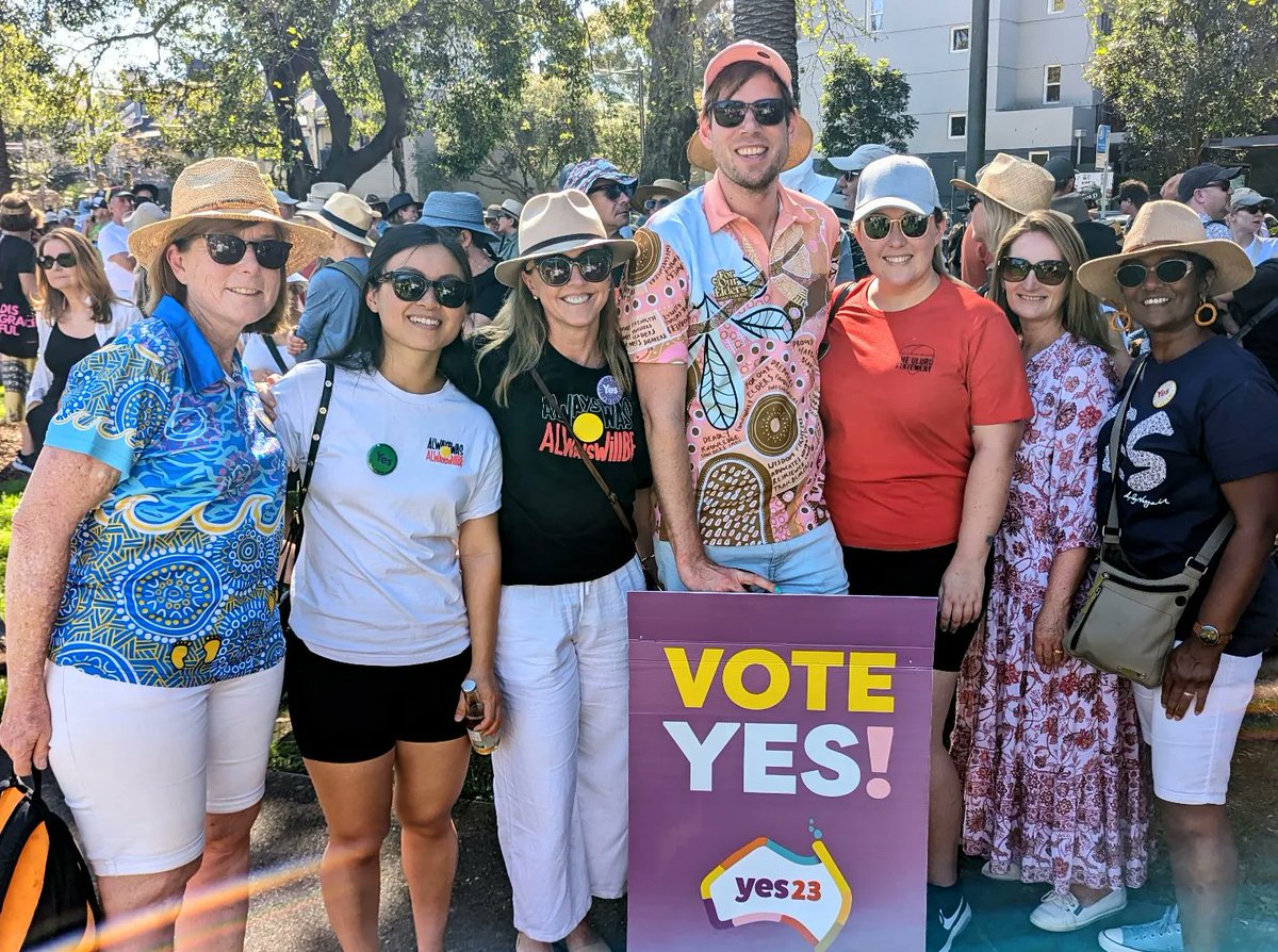 arpipillay's tweet photo. 🖤Walking on Gadigal Land
💛Walking in Unity
❤️Walking for 'YES'
@yes23au
#BayanamiArmy @TeachersFed https://t.co/MbXw9JeRID