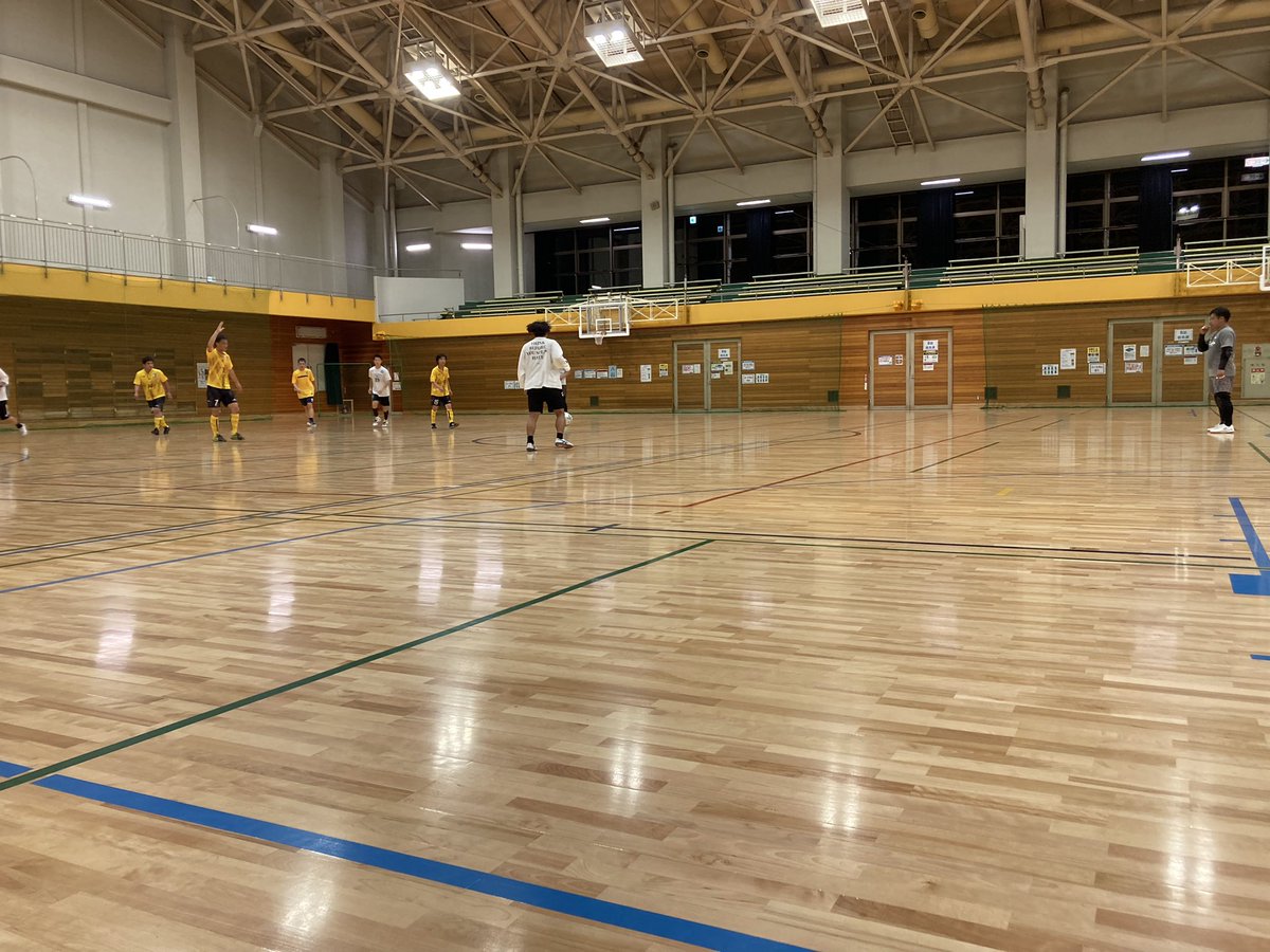 9/17(日)
今日はフットサルの練習試合でした！
夜はだいぶ涼しくなりましたね