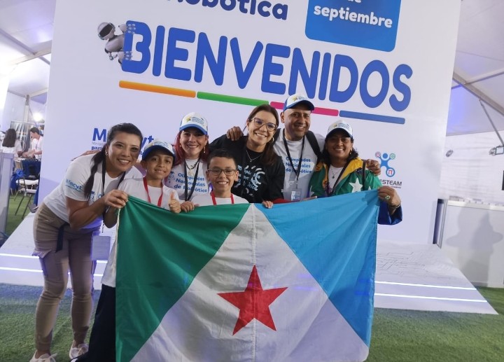 FundabitBnas's tweet image. #Barinas | Felicitaciones a los ganadores en la categoría Futuros Innovadores Elementy del #CBIT Humberto Tejeras del Estado Mérida, felicitaciones a nuestra Tutora CBIT. #SomosFundabit brazo tecnológico del @MPPEDUCACION

@NicolasMaduro 
@_LaAvanzadora 
@Fundabit_