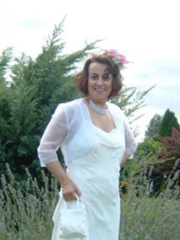 Cherished memories of Rosar on what should have been her 18th wedding anniversary - love you my sister &amp; we all miss you 💕