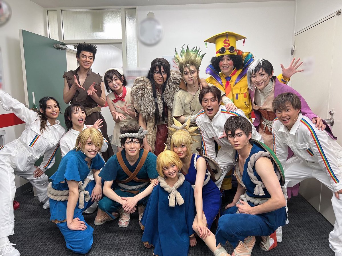TsukasaTaguchi's tweet photo. 本日もご来場頂きありがとうございました！

そして今日はゆいさの千秋楽！
本当によく頑張った！！
またどこかで共演出来たら嬉しいなぁ
お疲れ様だ(  ˙꒳˙　)

明日は自分達の千秋楽、楽しんでくぞぉ！

バブルブルブル🫧

#DrSTONE　#ドクステ　#ビバ再演ス https://t.co/xHhBdRo8Hs