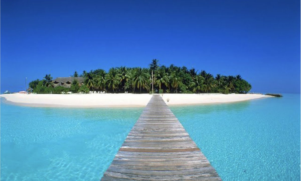 Anxiety and panic disorders can make it hard for you to see through the rough times and live out your best life. Hypnotherapy can be an essential inclusion for your success - let's chat. Learn more at my website. #hypnotherapy #anxiety